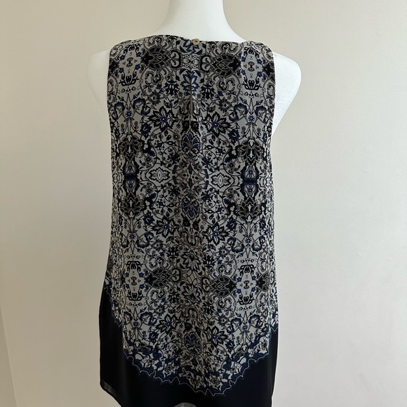 Max Studio Top - Picture 2 of 4